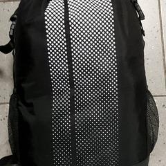 Ryggsäck - Zwart, rapporterat av Centraal magazijn med iLost