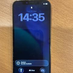 Iphone がiLostで Gemeente Amsterdam - Bureau Gevonden Voorwerpen によって報告されました