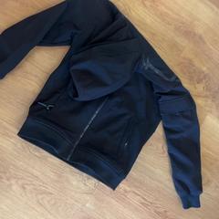 Veste, a été signalé par GVB utilisant iLost
