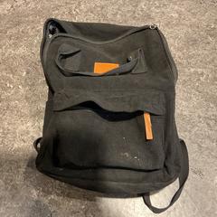 Mochila, ha sido reportado por Gemeente Amsterdam con iLost