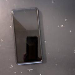 Téléphone portable, a été signalé par Qbuzz servicepunt  Emmen utilisant iLost