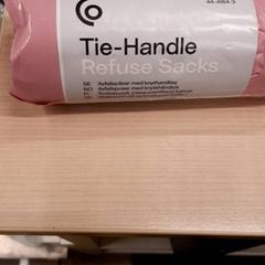 ポーチ Grån clause olson がiLostで IKEA Linköping によって報告されました