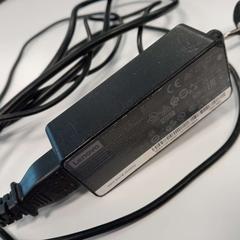Chargeur d’ordinateur portable oplader laptop zwart, a été signalé par HU Amersfoort utilisant iLost