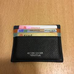 카드 홀더, iLost를 사용하여 Qbuzz U-OV에 보고됨