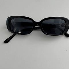 Gafas - Zonnebril, ha sido reportado por Centraal magazijn con iLost