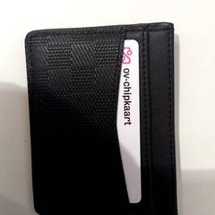 Tarjetero, ha sido reportado por allGo Almere con iLost