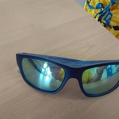 Okulary przeciwsłoneczne Enfant, zgłoszono przez IKEA Strasbourg przy użyciu iLost