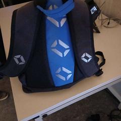 Sac à dos, a été signalé par Rock Werchter utilisant iLost