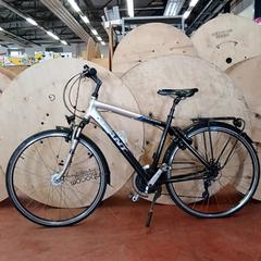 Bicicleta de homem Giant Zilver-zwart, como reportado por Fietsdepot Hasselt utilizando o iLost