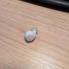 Słuchawka Wit, zgłoszono przez Qbuzz Fryslân przy użyciu iLost