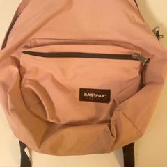 Ryggsekk, som rapportert av Pathé Schiedam ved bruk av iLost