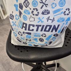 Sac Action, a été signalé par Arriva Twents utilisant iLost