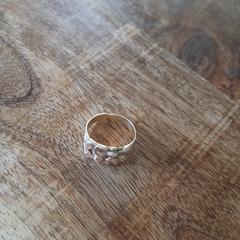 Gouden ring, segundo informou a iLost