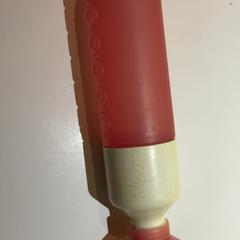 Bottiglia d'acqua Roze dopper, come riportato da Pathé Rembrandt Utrecht utilizzando iLost