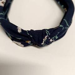 Bandana serre tête bandeau, as reported by IKEA Mons using iLost