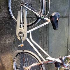 Emakumeen bizikleta Gazelle, gisa salatu by Stadswerk072 iLost erabiliz