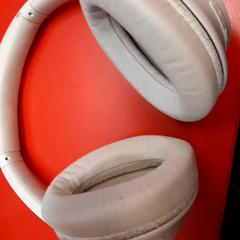 Auriculars, segons ha informat UvA REC mitjançant iLost