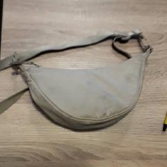 Bag, as reported by EBS Tramplein using iLost