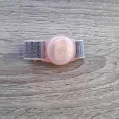 Kinderhorloge, segundo informou EBS Tramplein usando iLost