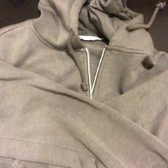 Hoody, ako bolo nahlásené Qbuzz U-OV pomocou iLost