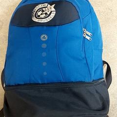 Hátizsák, amint azt Regio Oost-Vlaanderen az iLost segítségével jelentette.