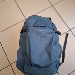 배낭 à dos gris bleu et noir, iLost를 사용하여 ilévia에 보고됨