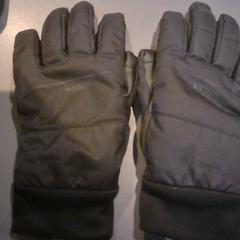 Eskularruak, gisa salatu by SnowWorld Landgraaf iLost erabiliz