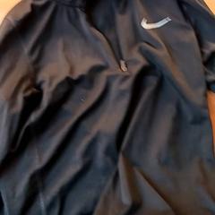 Kläder, rapporterat av BOAT&CO med iLost