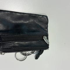 Sleutelhoes met sleutels Sleutels met zwarte etui., zoals gemeld door Gemeente Waalwijk met iLost