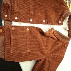 Bunda Bruin met witte binnenkant, jak nahlášeno Burgers' Zoo pomocí iLost