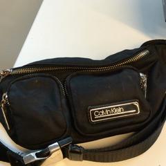 Bolsa, ha sido reportado por Gemeente Haarlem con iLost