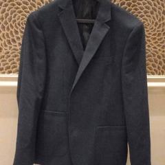 Kostymjacka Donkerblauw, rapporterat av Van der Valk Hotel Gorinchem med iLost