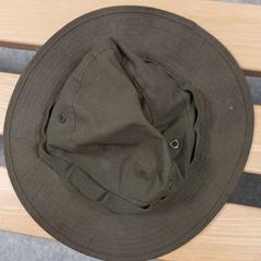 Čepice, jak nahlášeno Arriva West-Brabant pomocí iLost