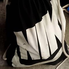 Rugtasje، كما تم الإبلاغ عنه بواسطة Qbuzz GD Groningen HS عبر iLost