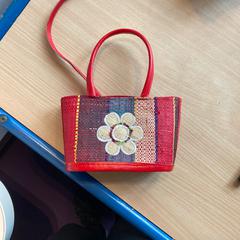 Kindertasje, zgłoszono przez Pathé Delft przy użyciu iLost