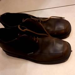 Bota Leather brown, jak nahlášeno Leonardo Royal Hotel Amsterdam pomocí iLost