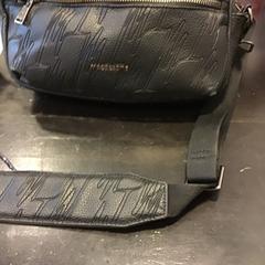 Väska, rapporterat av U-OV Utrecht med iLost