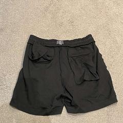 İLost kullanarak Van der Valk Hotel Deventer tarafından bildirildiği gibi Şort broek