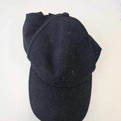 Caps, as reported by IKEA Åsane using iLost