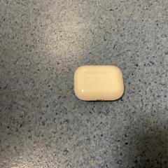 Pouzdro na airpods, jak nahlášeno Breng Arnhem pomocí iLost