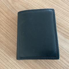 Plånbok, rapporterat av Breng Arnhem med iLost