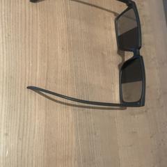 Solglasögon, rapporterat av Pathé Arnhem med iLost