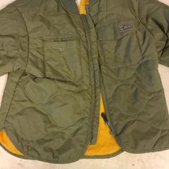 Jaqueta Tumble ‘n dry, segons ha informat Artis mitjançant iLost