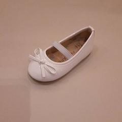 Sapato Wit, como reportado por Van der Valk Hotel Schiphol utilizando o iLost