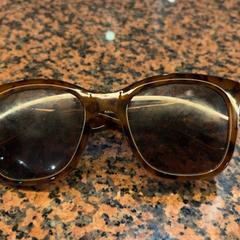 Gafas de sol, ha sido reportado por Pathé Utrecht Leidsche Rijn con iLost