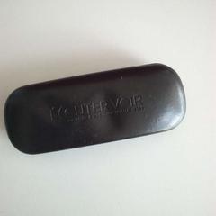 Lunettes, a été signalé par Twisto utilisant iLost