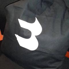 Tas, a été signalé par TivoliVredenburg utilisant iLost