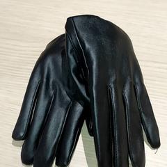 Kleding - Handschoenen zwart, som rapportert av Centraal magazijn ved bruk av iLost