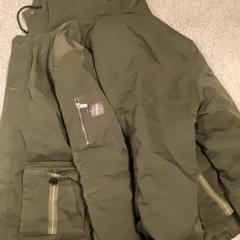 السترة Green، كما تم الإبلاغ عنه بواسطة MEININGER Hotel Copenhagen عبر iLost