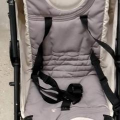 Carrozzina per bambini Grijs, come riportato da IKEA Utrecht utilizzando iLost